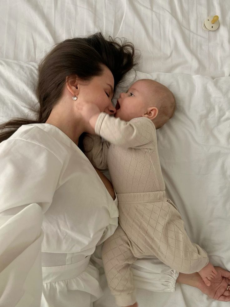 Sinh Ra Ở Nhà Vệ Sinh Bệnh Viện